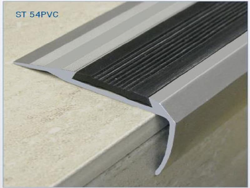 Alüminyum Merdiven Profili Seçimi: Doğru Model, Renk ve Montaj Rehberi 2026